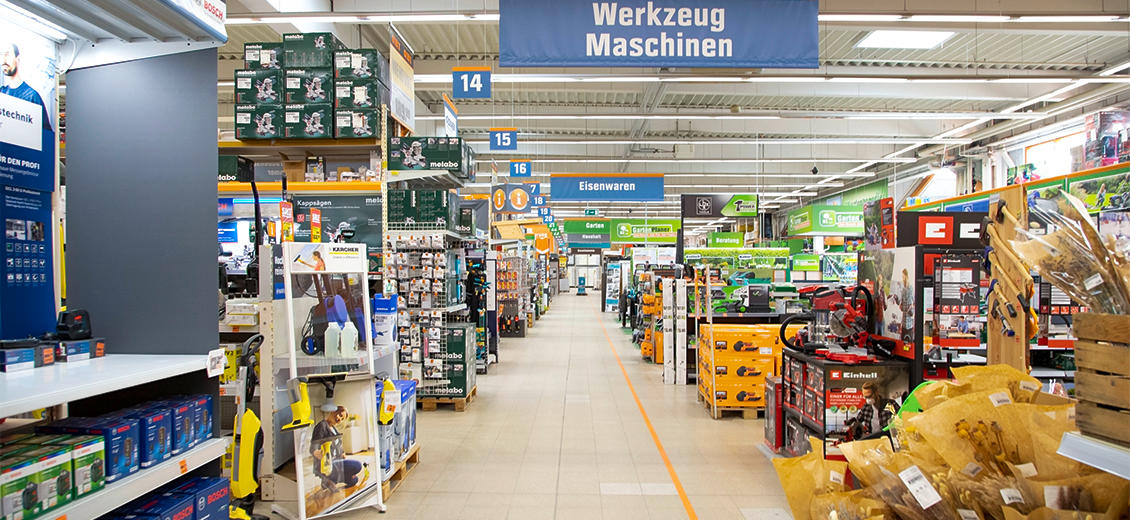 OBI Mittelgang Halle